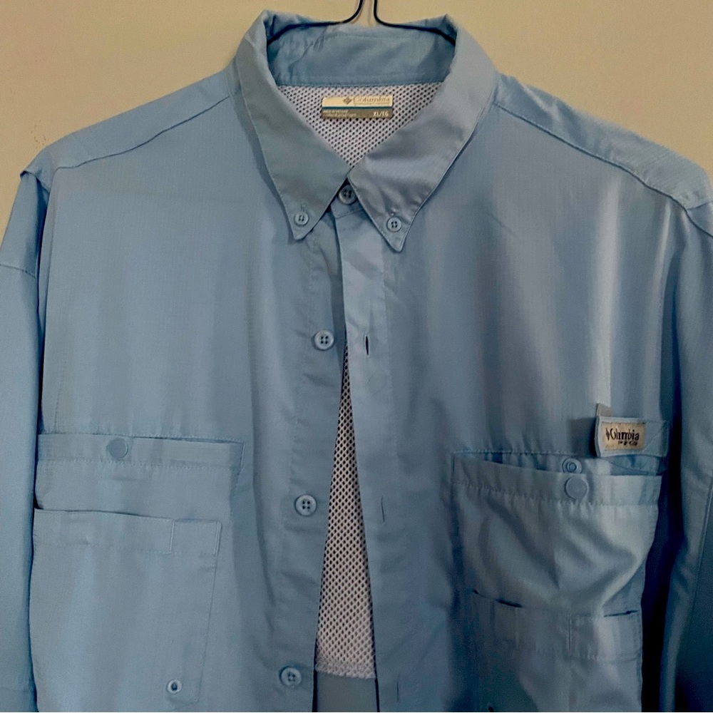 Columbia PFG men’s long sleeve collared shirt XL baby blue